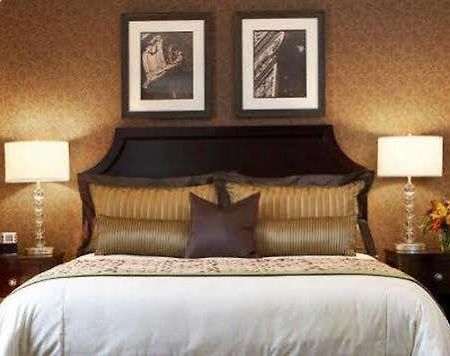 The Clarke Hotel Waukesha Cameră foto